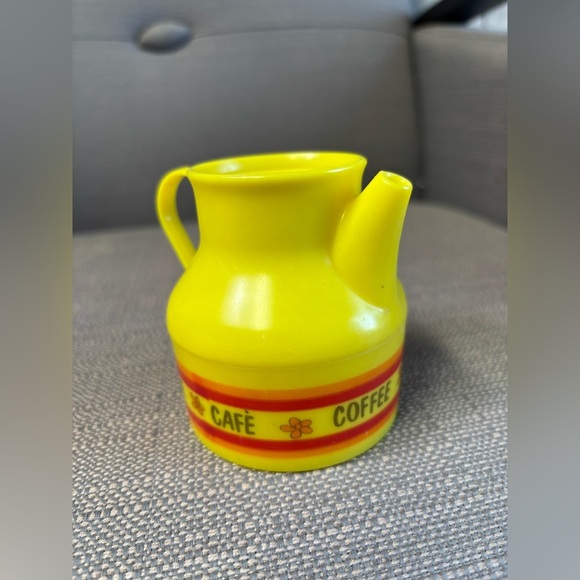Vintage Pretend Play Kids Kitchen Pitcher Play Food - Picture 1 of 4